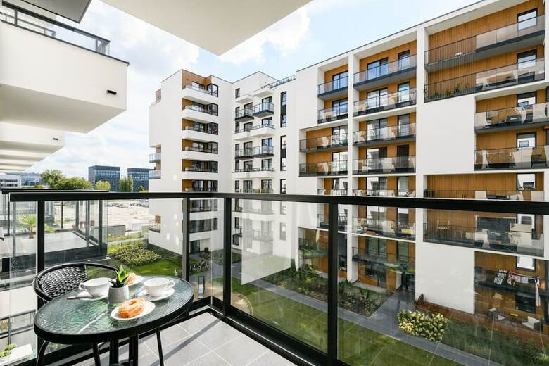 M&r Apartament Airport Konstruktorska 7