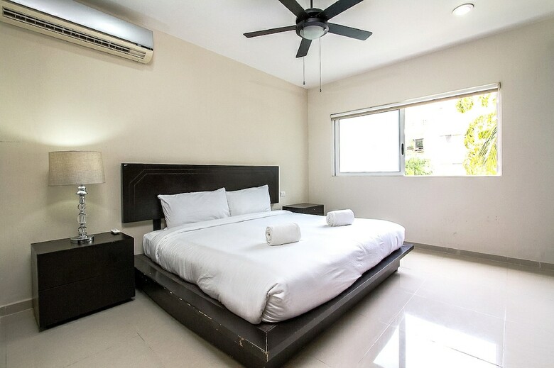 Apartamentos Sabbia  Dowtown Condos By Mikitito Rentals