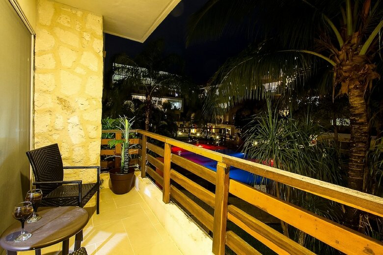 Apartamentos Sabbia  Dowtown Condos By Mikitito Rentals