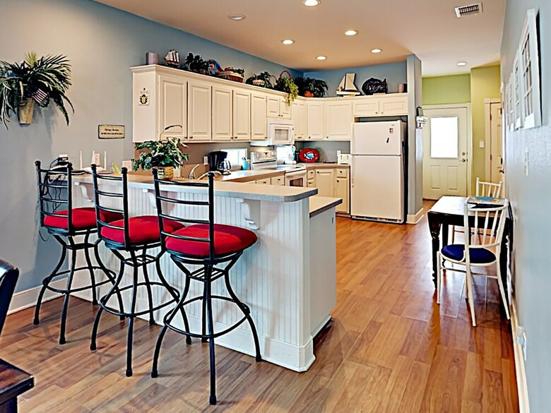 Spinnaker House - Four Bedroom Home