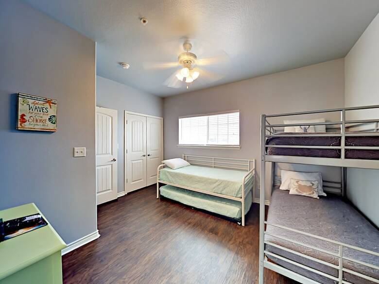 Coconutties - Three Bedroom Condo