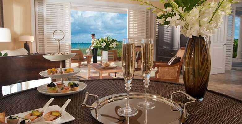 Hotel Sandals Emerald Bay - All Inclusive Couples Only