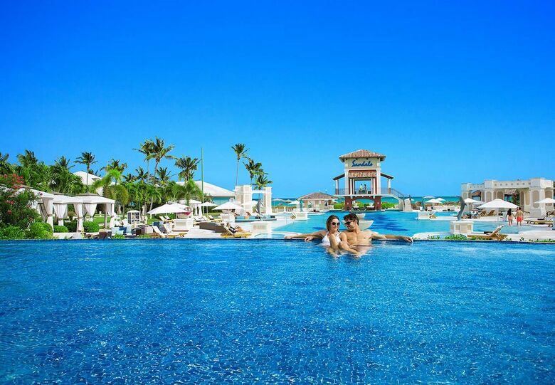 Hotel Sandals Emerald Bay - All Inclusive Couples Only