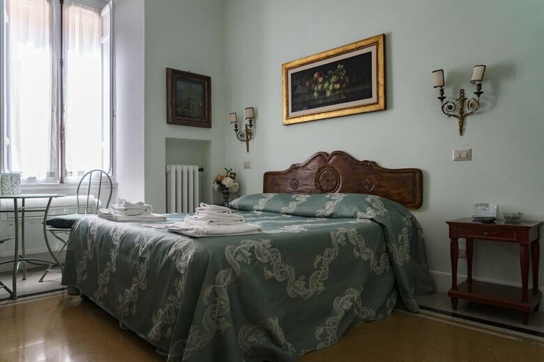 Bed & Breakfast Dante's Hell