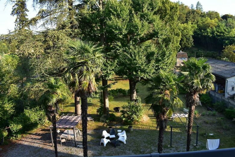 Hotel Le Trianon De Salies