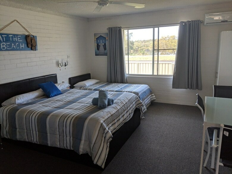Harrington Village Motel