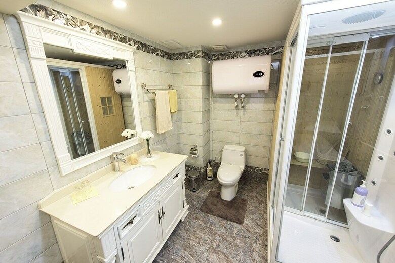 Azara Bed And Breakfast