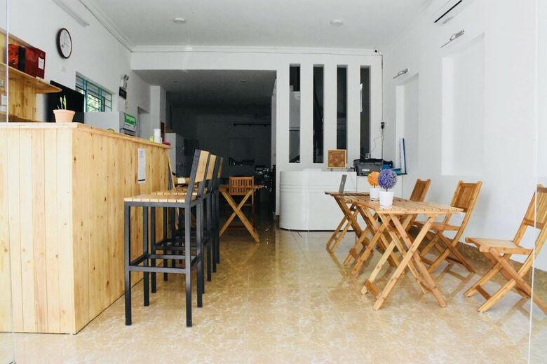 Hostal Tony House Hostel