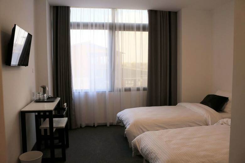 Hostal Nomads Hostel
