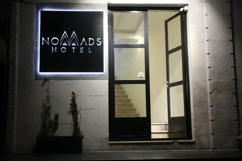 Hostal Nomads Hostel
