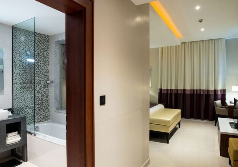 The Envoy Hotel
