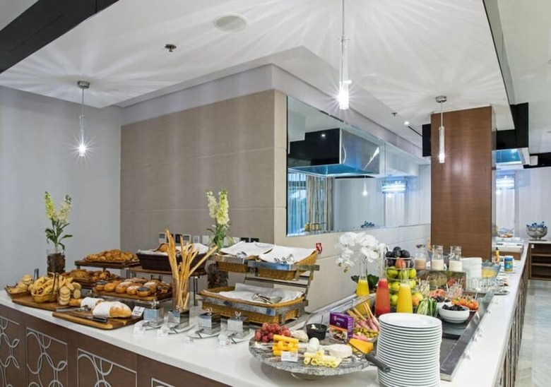The Envoy Hotel