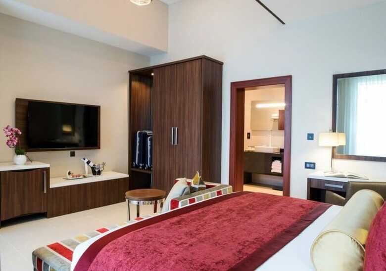 The Envoy Hotel