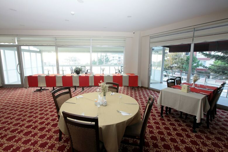 Ny World Hotel