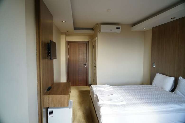 Ny World Hotel