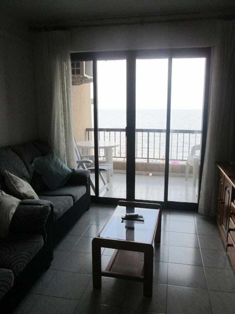2 Bedrooms Beaches View Apartment