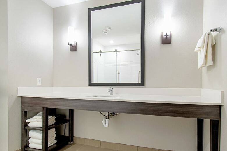 Hotel Comfort Suites Humble Houston At Beltway 8
