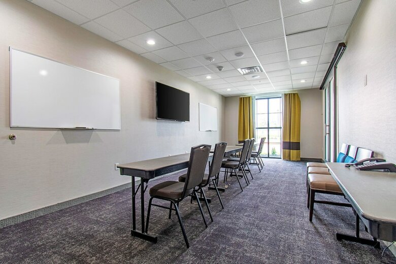 Hotel Comfort Suites Humble Houston At Beltway 8