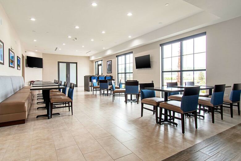 Hotel Comfort Suites Humble Houston At Beltway 8