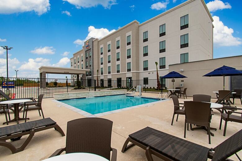 Hotel Comfort Suites Humble Houston At Beltway 8