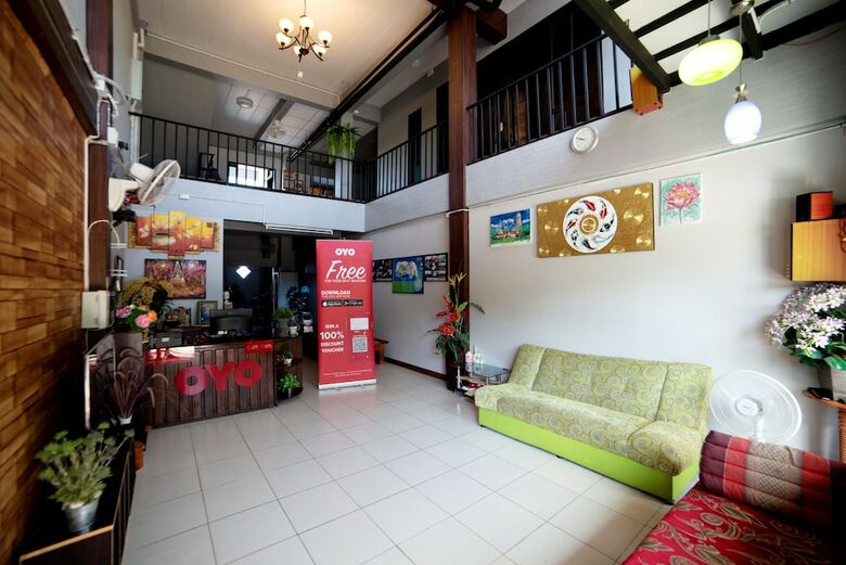 Hostal Oyo 465 Krung Kao Traveller Lodge