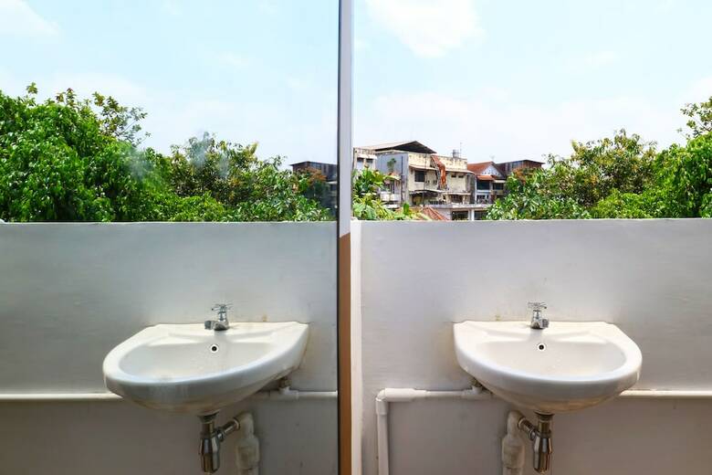 Hostal Pondok Backpacker City Square