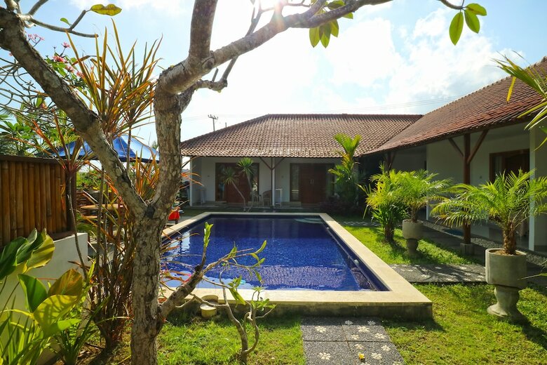 Hotel Pererenan Nengah Guesthouse