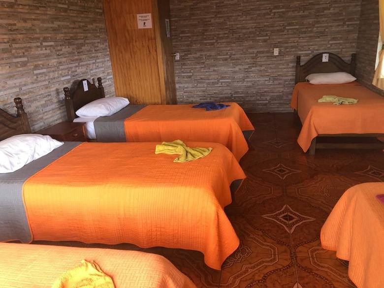 Hostal Hostel Camping Mihinoa