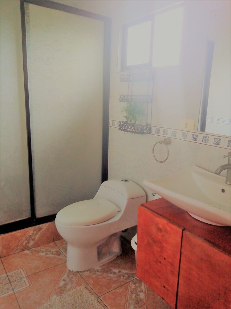 Hostal Hostel Camping Mihinoa