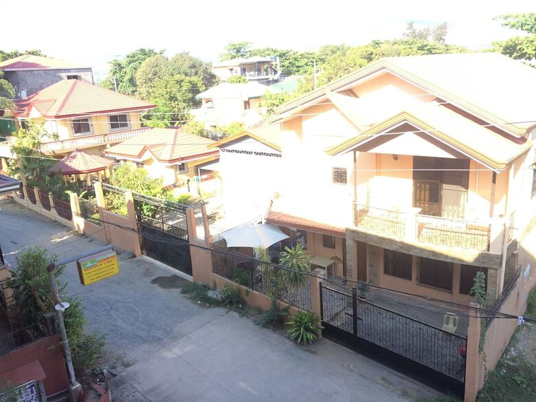 Sunrise Apartelle