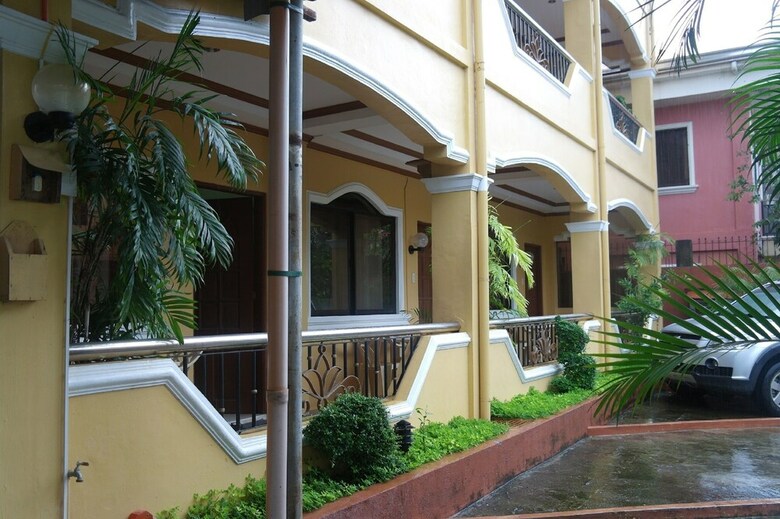 Sunrise Apartelle