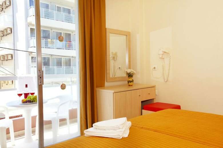 Amaryllis Hotel