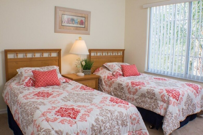 Ip60154 - Highgate At Legacy Park - 5 Bed 3.5 Baths Villa