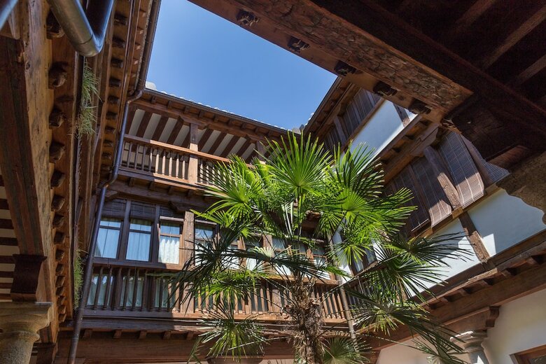 Apartamentos La Casa De Los Infantes By Toledo Ap