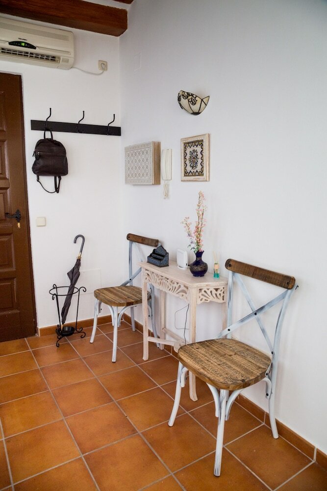 Apartamentos La Casa De Los Infantes By Toledo Ap
