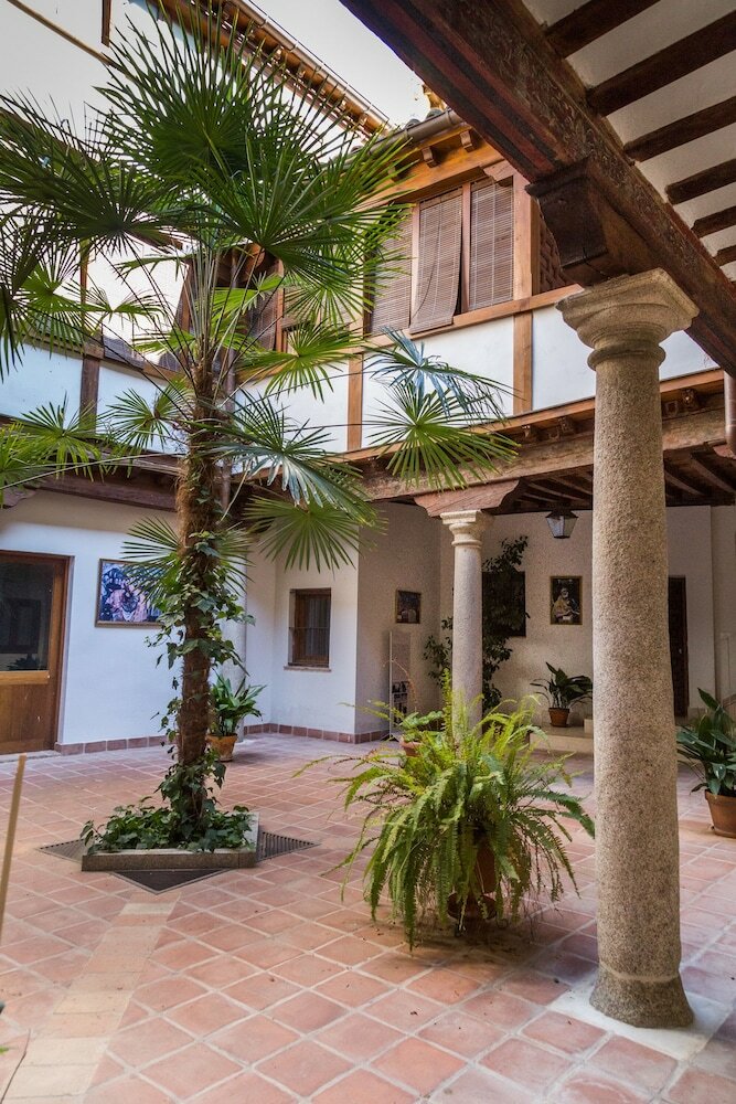 Apartamentos La Casa De Los Infantes By Toledo Ap