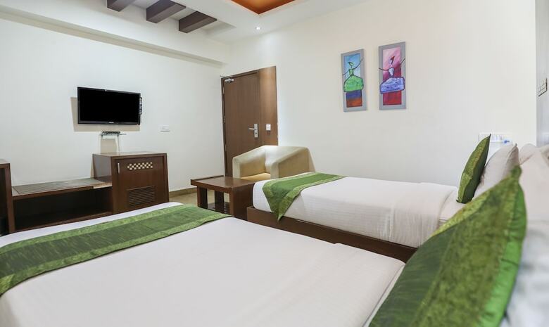 Hotel Treebo Select Grand Premier Suites