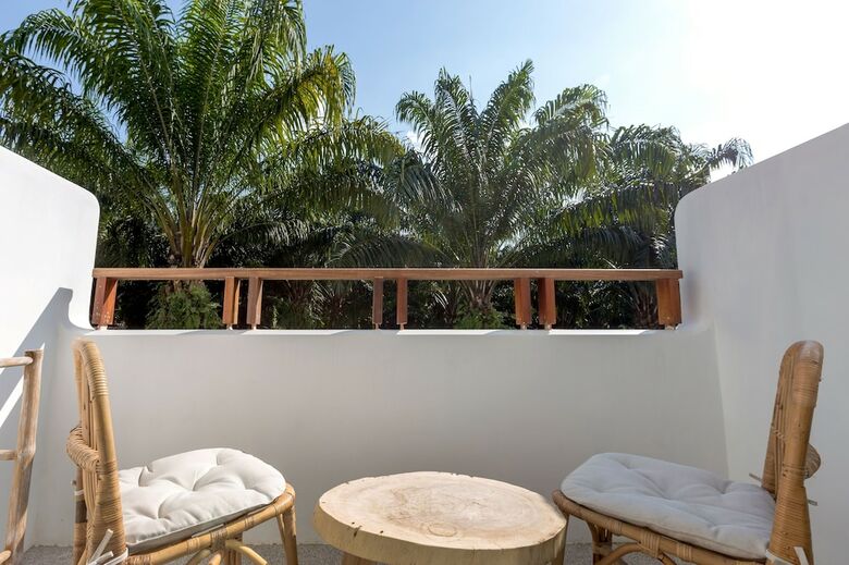 Hotel Eden Beach Resort And Spa