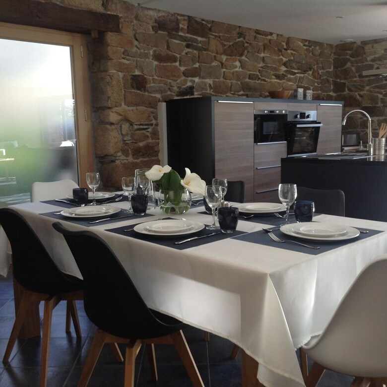 G�te De Kervehun - Near The Airport