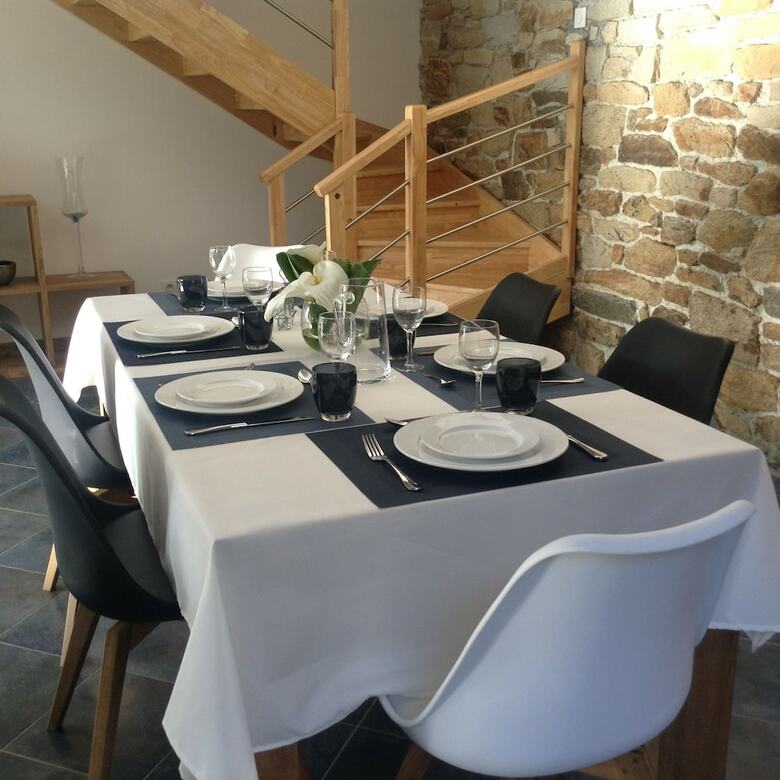 G�te De Kervehun - Near The Airport