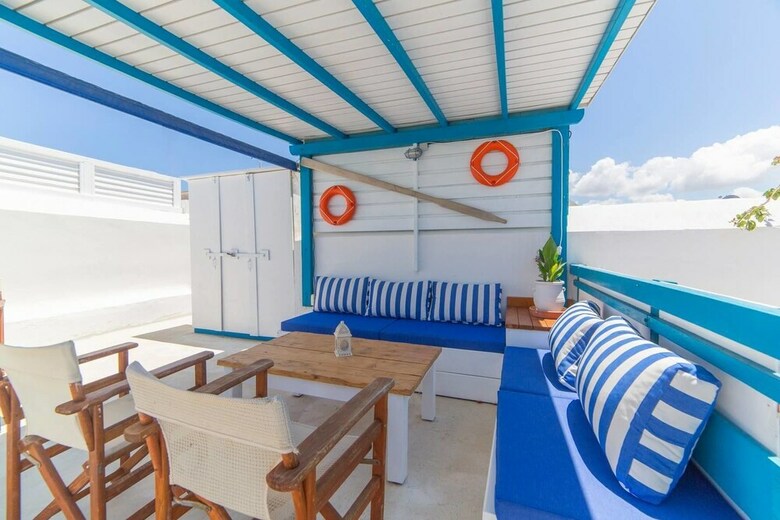 Astra Apartments