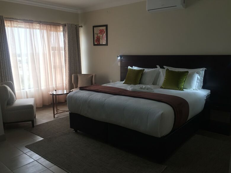 Cycad Palm Hotel