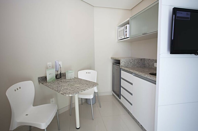 Hotel Slaviero Essential Ingleses Convention