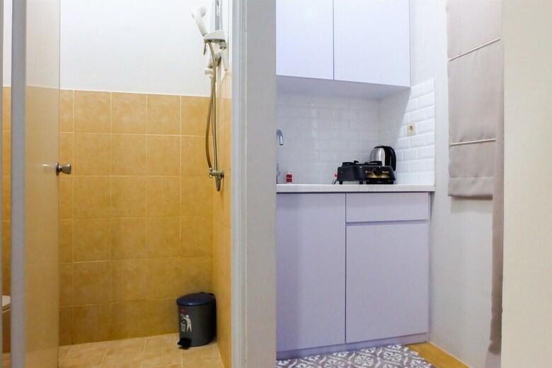 Spacious Pool View Menteng Square Apartment