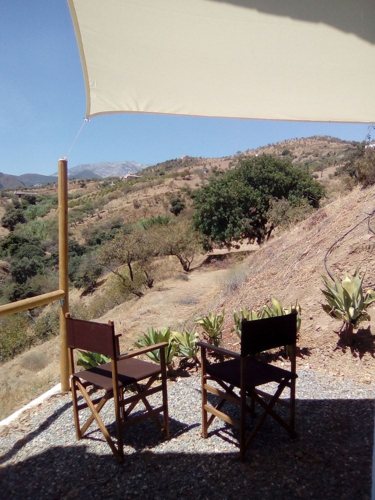 Bed & Breakfast The African House