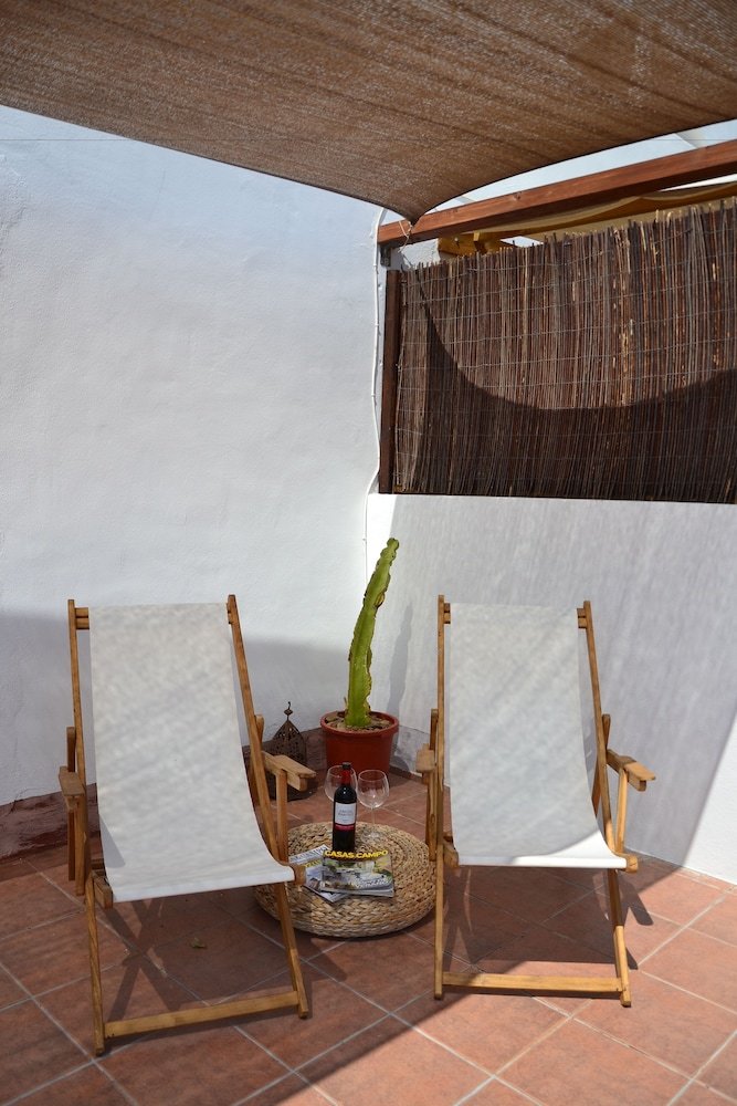 Bed & Breakfast The African House