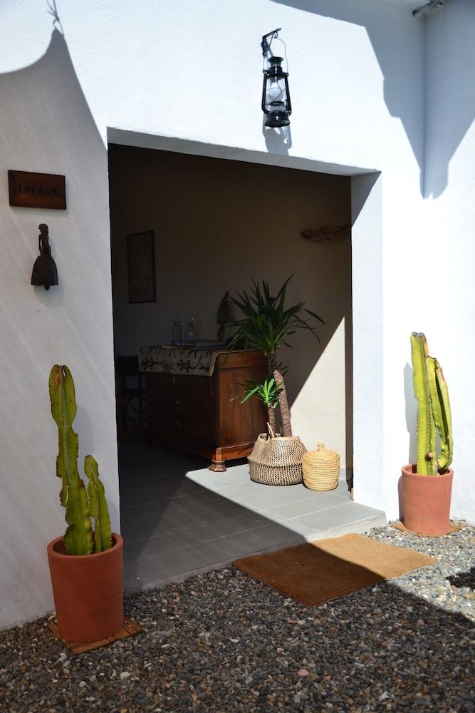 Bed & Breakfast The African House