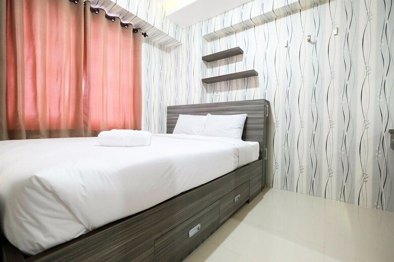 Modern Room Bassura City Apartment