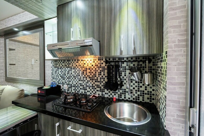 Modern Room Bassura City Apartment