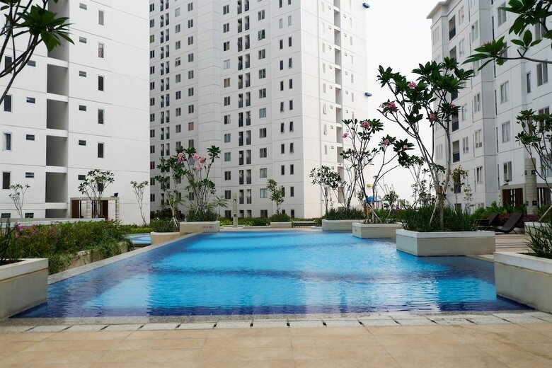 Affordable Bassura City Apartment